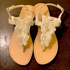 Children’s Place saddles